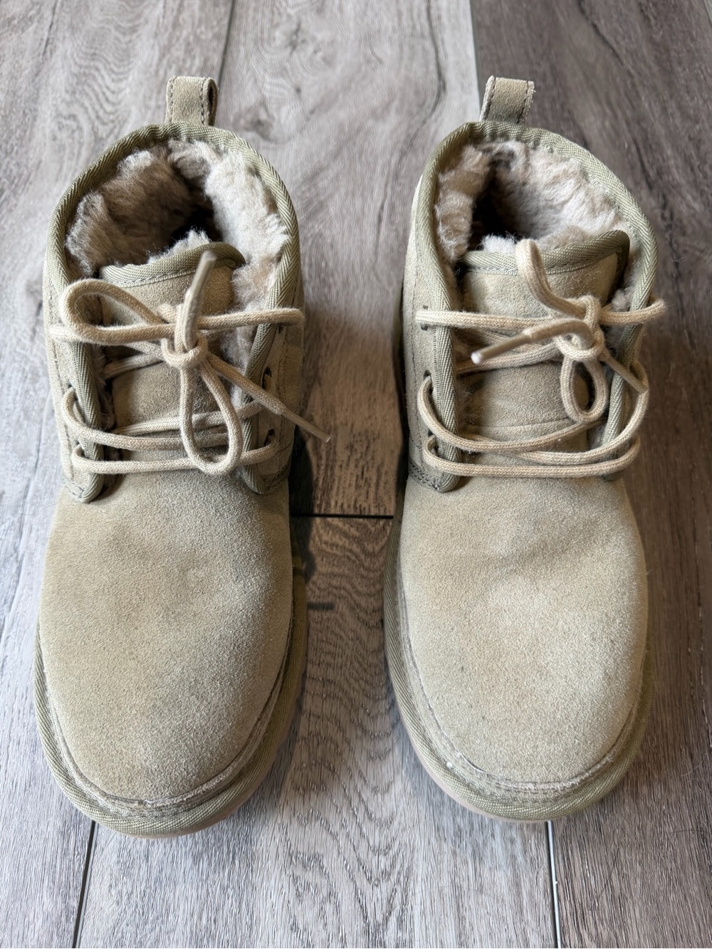 UGG Neumel Chukka Suede Lace-Up Boots - Worn ONCE! - Picture 11 of 11